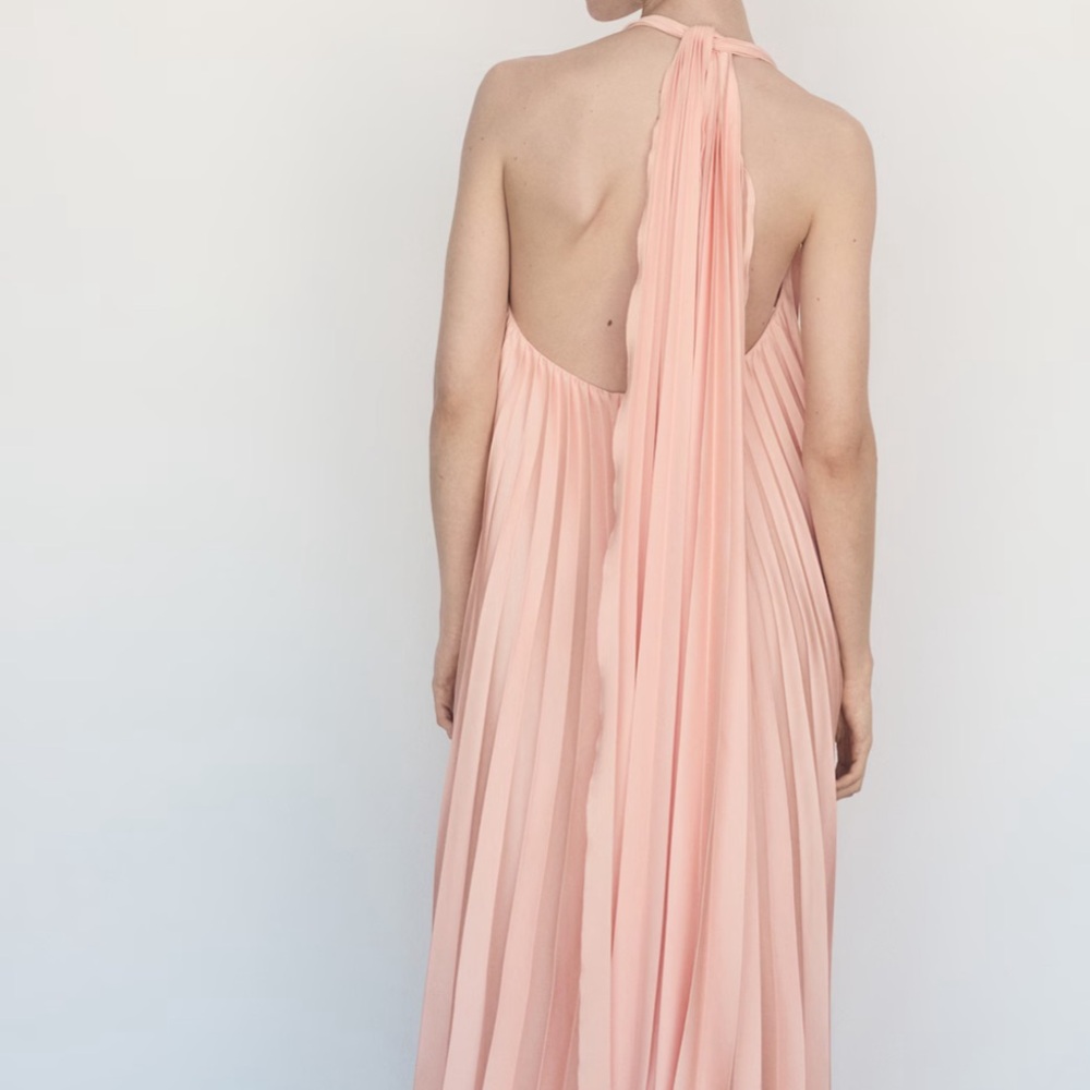 Backless Pleated Dress